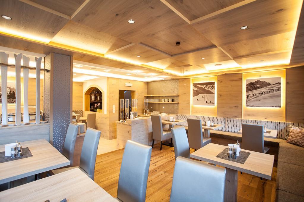 Fruehstueckspension Astoria Sölden Dış mekan fotoğraf