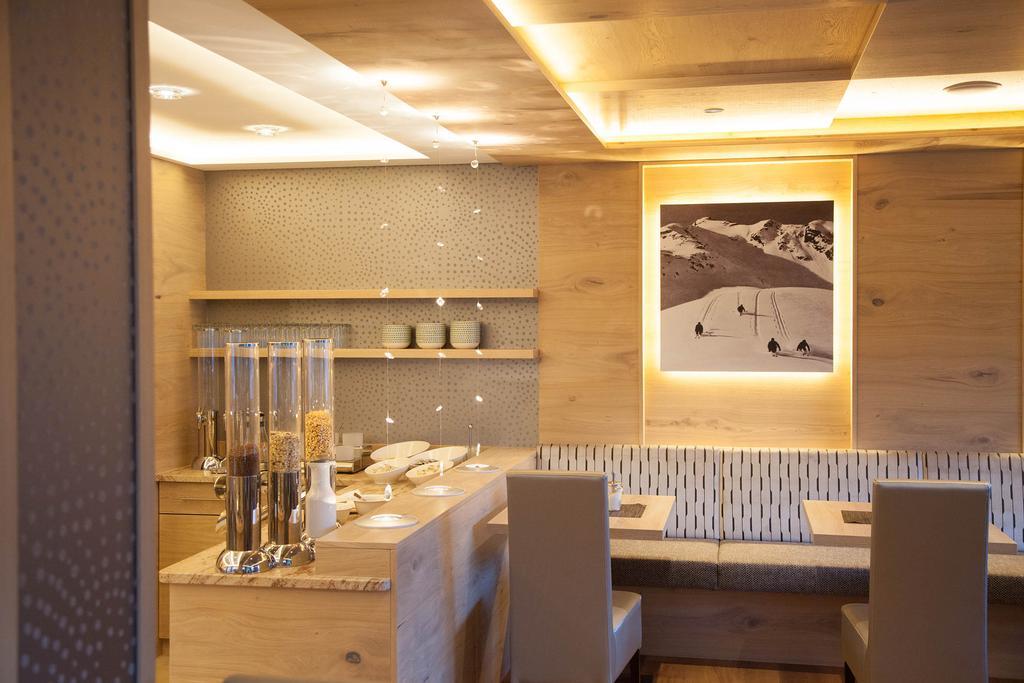 Fruehstueckspension Astoria Sölden Dış mekan fotoğraf