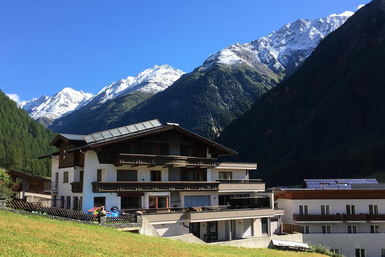 Fruehstueckspension Astoria Sölden Dış mekan fotoğraf